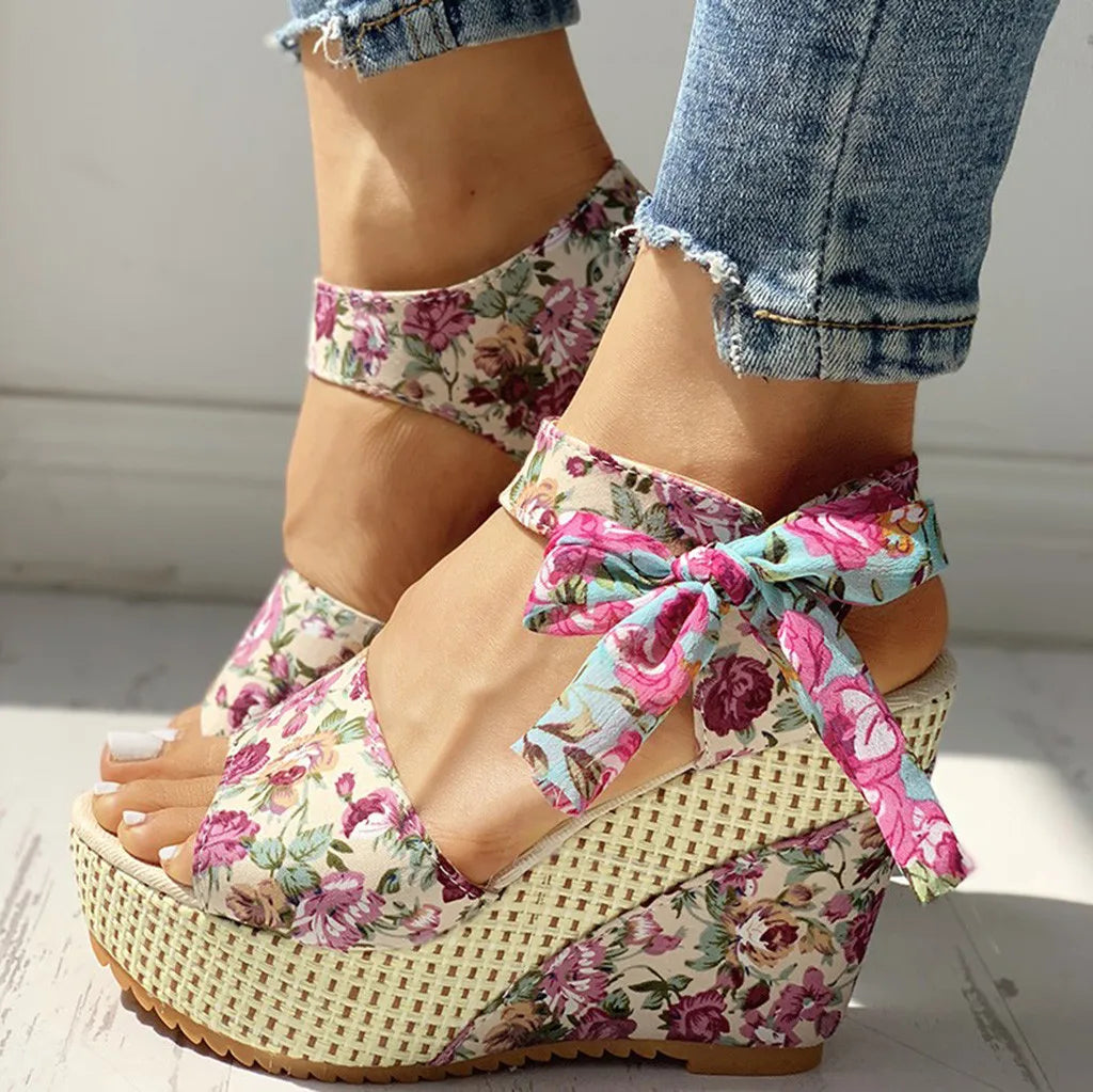 LUNAX - Floral Wedge Sandals