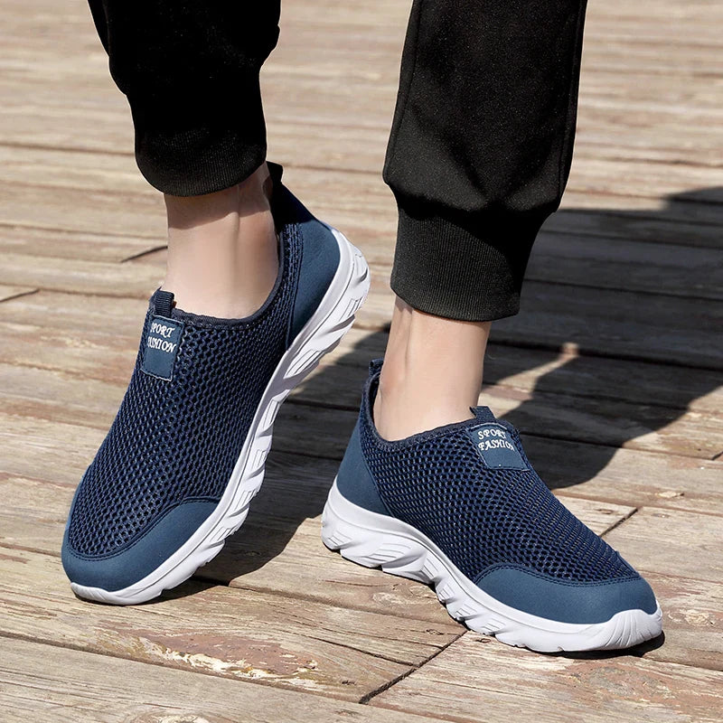 AIRFLEX™ – ULTRA-LIGHTWEIGHT & BREATHABLE SLIP-ON MEN'S SNEAKERS