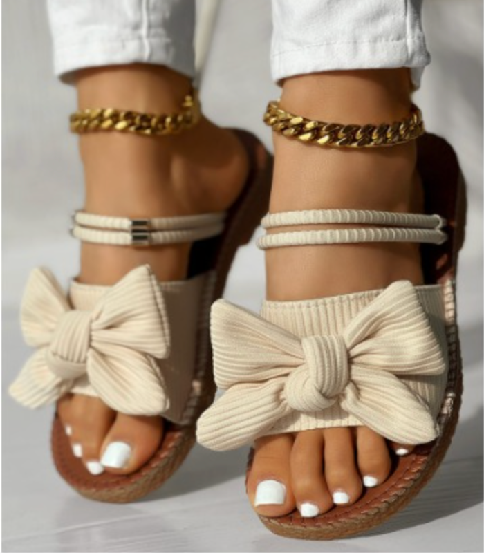 DAKI - Bow Accent Beach Sandals