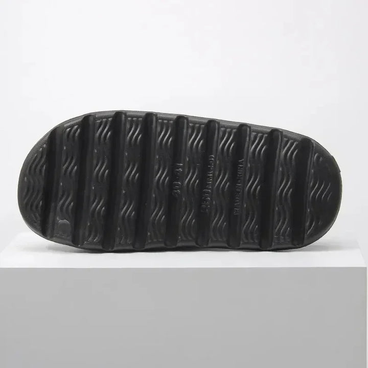 SOFTSTEP™ – ULTRA-LIGHTWEIGHT & COMFORTABLE SLIDES