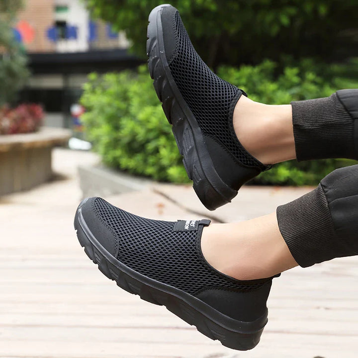 AIRFLEX™ – ULTRA-LIGHTWEIGHT & BREATHABLE SLIP-ON MEN'S SNEAKERS